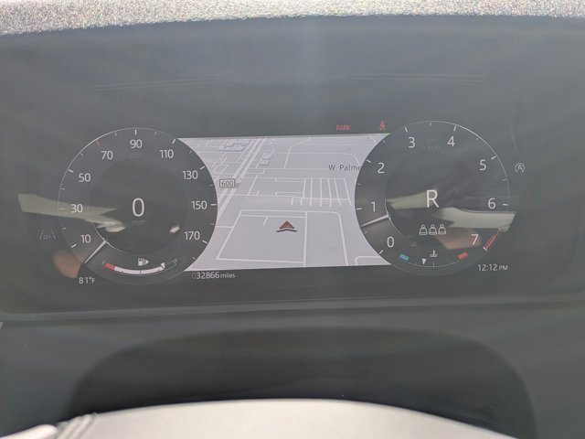 Used 2025 Land Rover Range Rover Velar Dynamic SE image 24