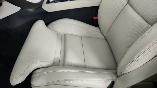New 2026 Volvo XC90 B6 Ultra w/ Protection Package AWD/4WD image 13