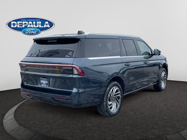 Used 2025 Lincoln Navigator L Reserve image 7