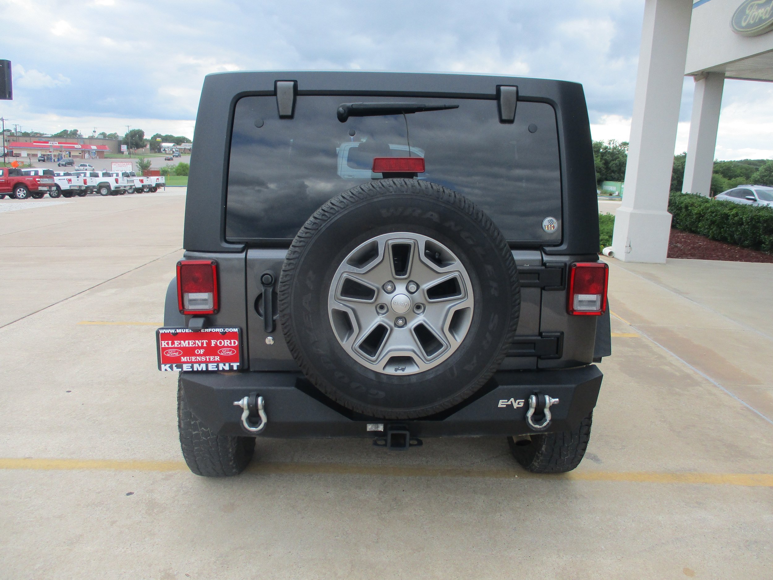 Used 2018 Jeep Wrangler Unlimited Sport S AWD/4WD image 7