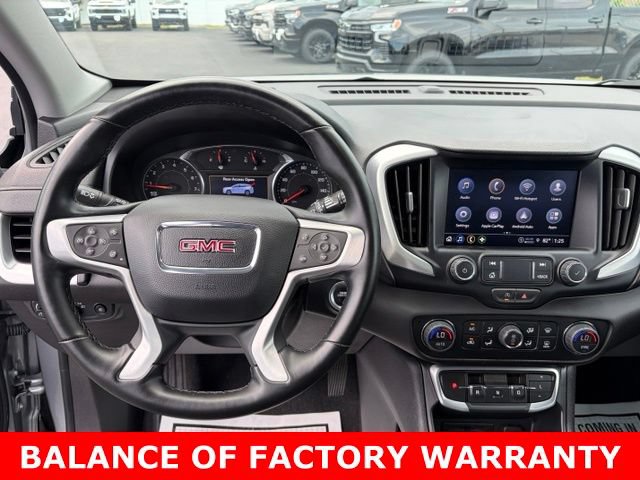 Used 2024 GMC Terrain SLT AWD/4WD image 17