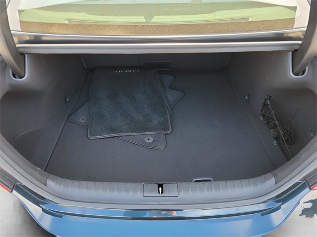 Used 2024 Genesis G70 2.5T image 8