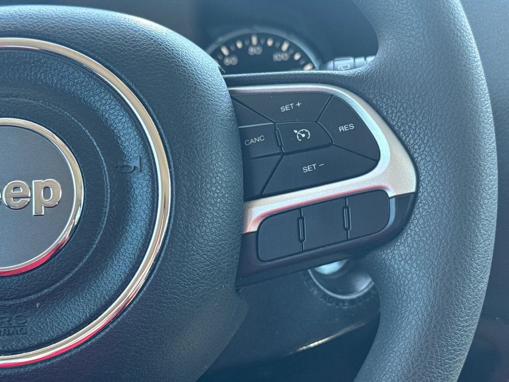 Used 2021 Jeep Renegade Sport FWD image 19