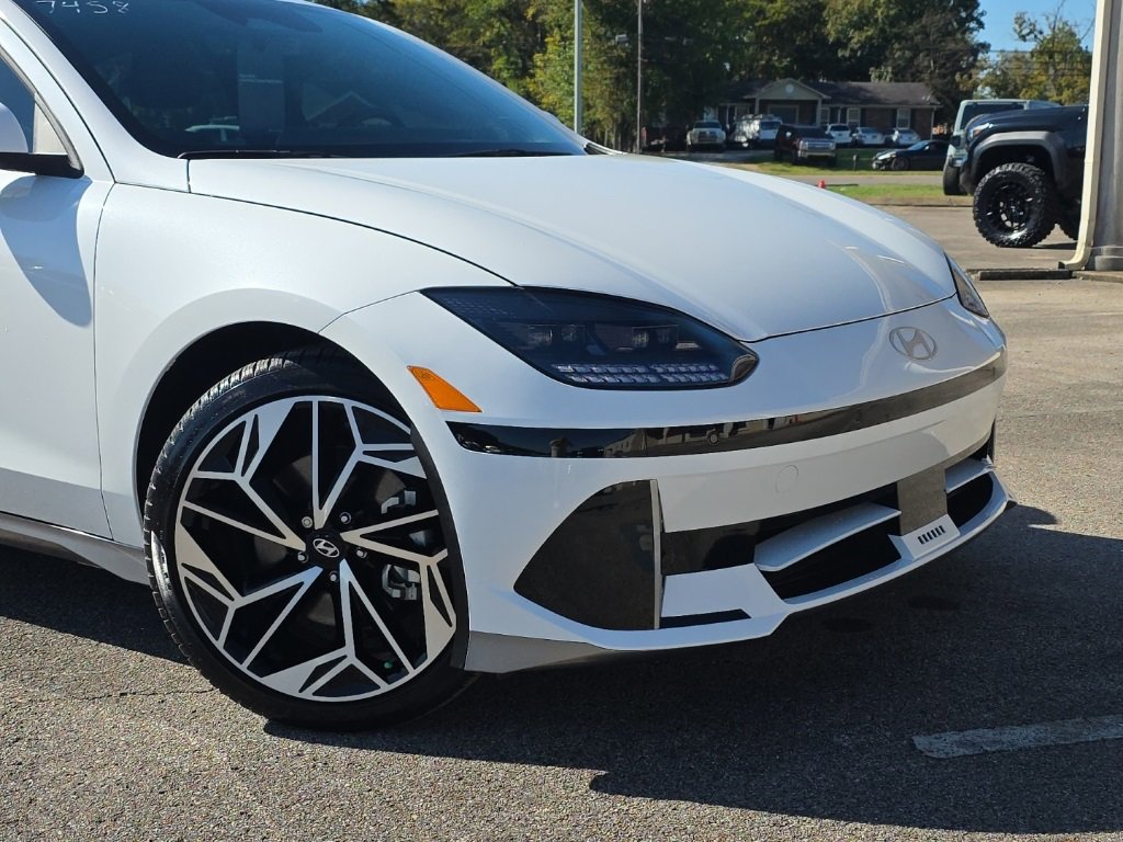 Certified 2025 Hyundai Ioniq 6 SEL image 10