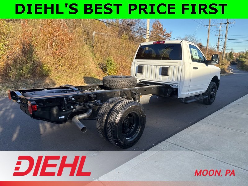 New 2026 RAM 3500 Tradesman image 7