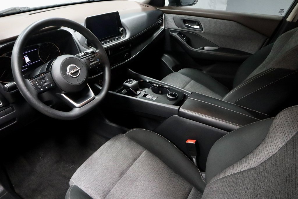 Certified 2022 Nissan Rogue SV image 23