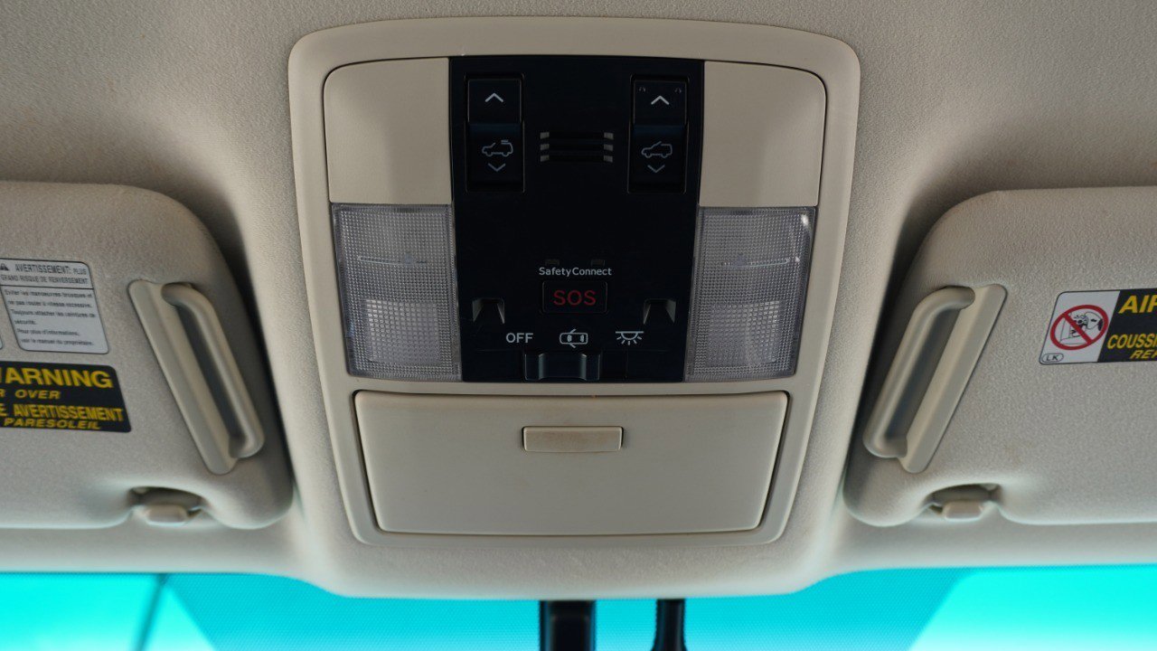 Used 2013 Lexus GX 460 w/ Comfort Plus Pkg image 26