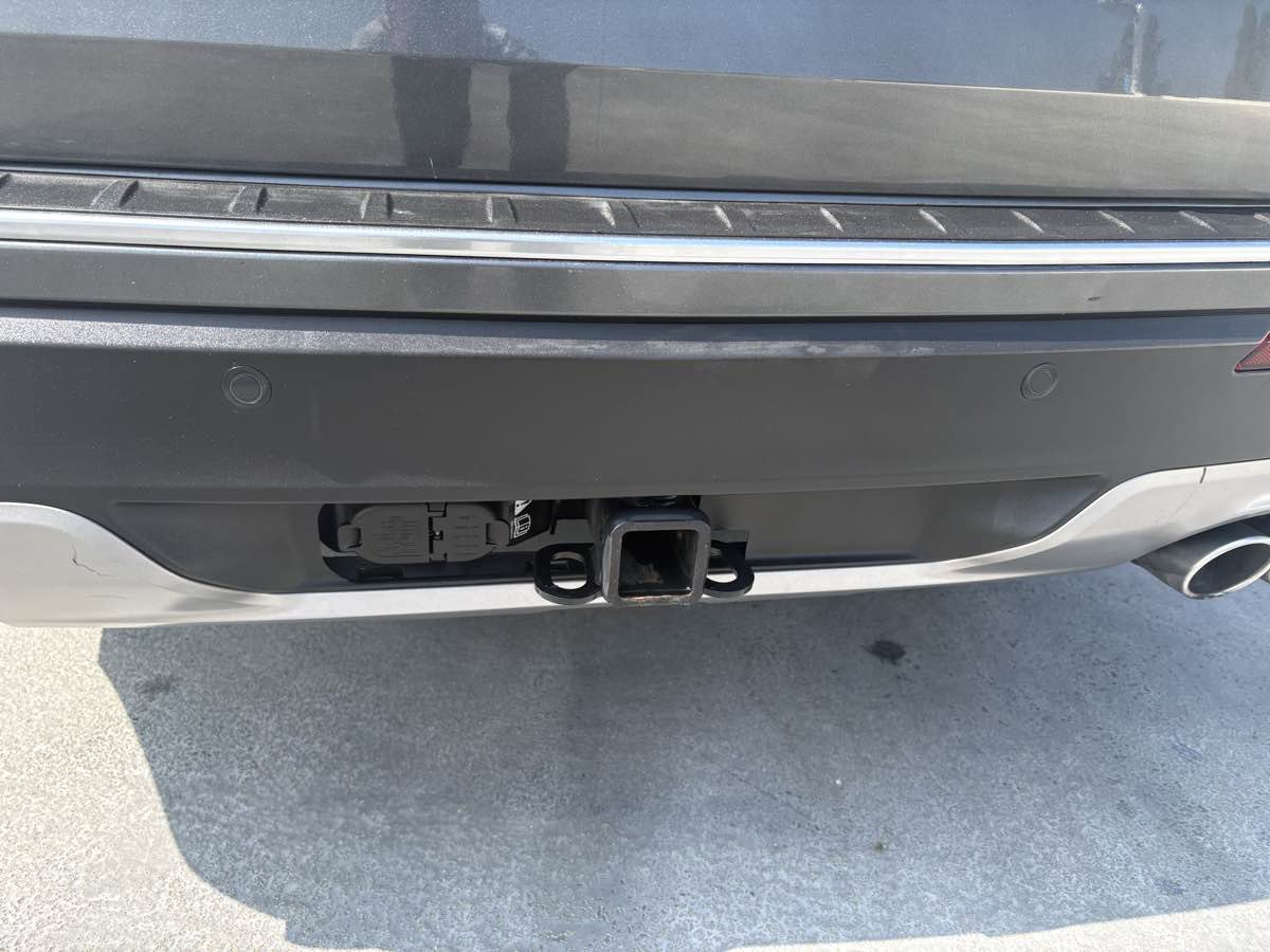 Used 2020 Ford Explorer Platinum w/ Premium Technology Package image 15