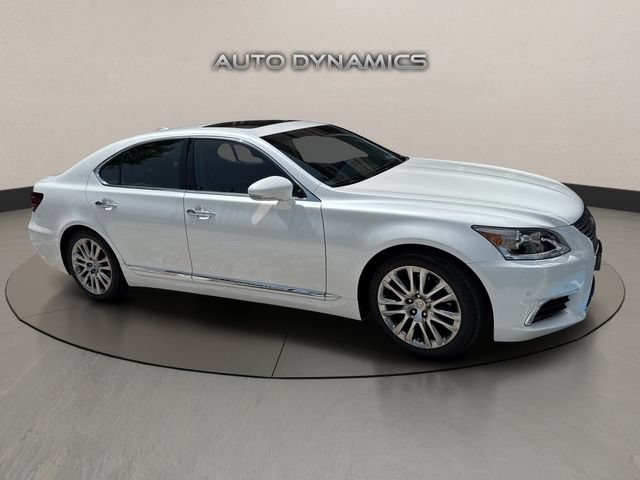 Used 2015 Lexus LS 460 RWD image 3