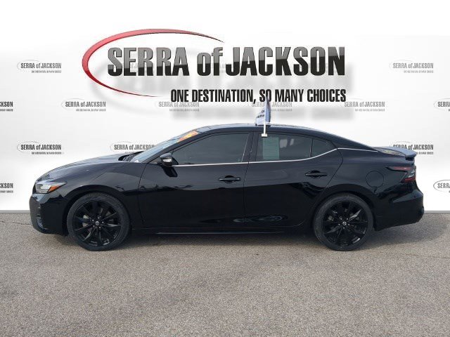 Used 2022 Nissan Maxima SR w/ Sport Mat Group image 6