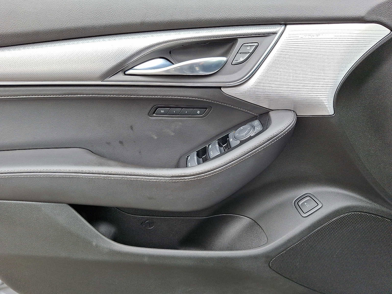 Certified 2022 Cadillac CT5 Premium Luxury image 11