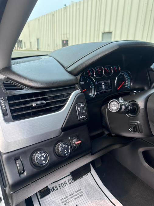 Used 2018 GMC Yukon XL SLT image 32