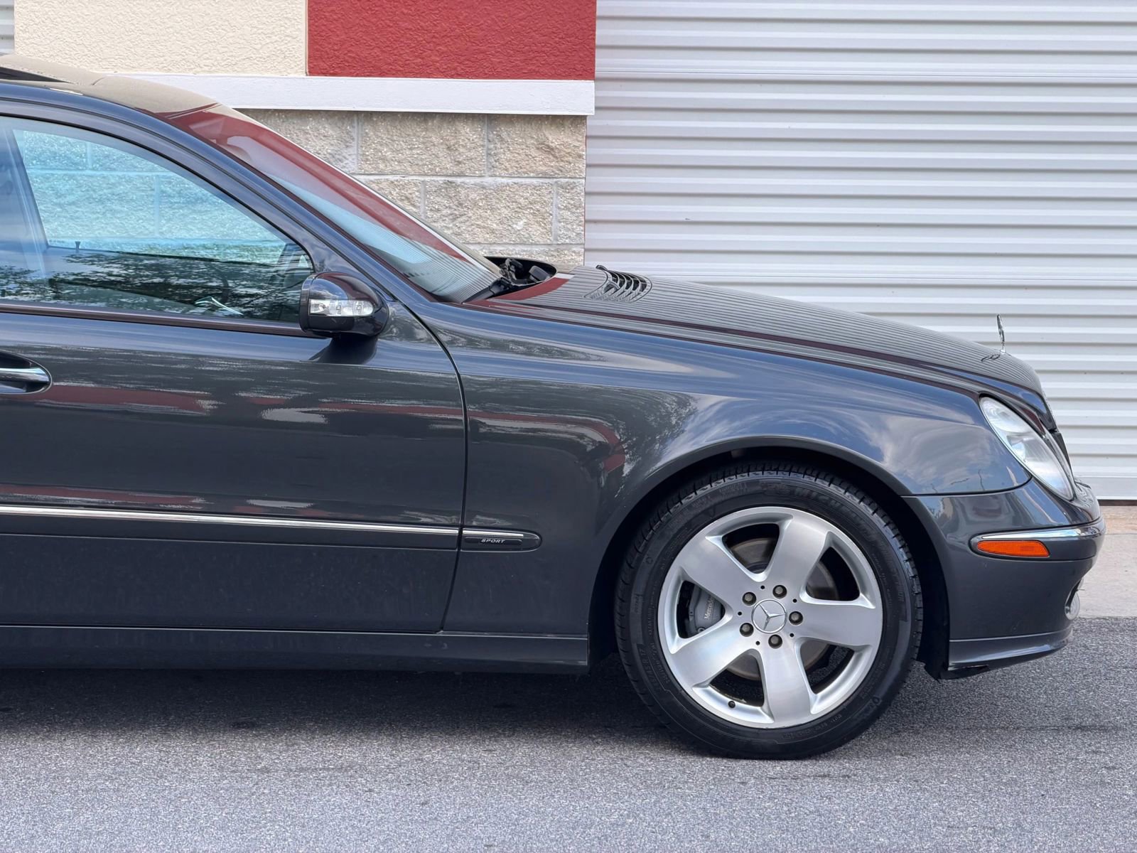 Used 2003 Mercedes-Benz E 500 Sedan image 25