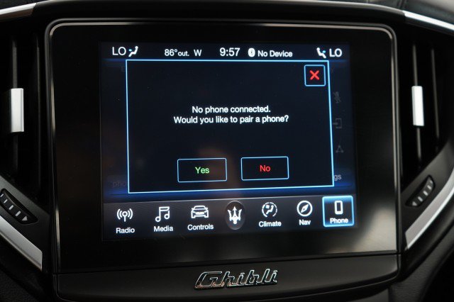 Used 2019 Maserati Ghibli S Q4 AWD/4WD image 38