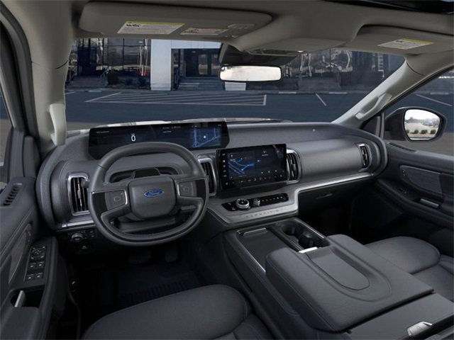 New 2025 Ford Expedition Platinum image 9