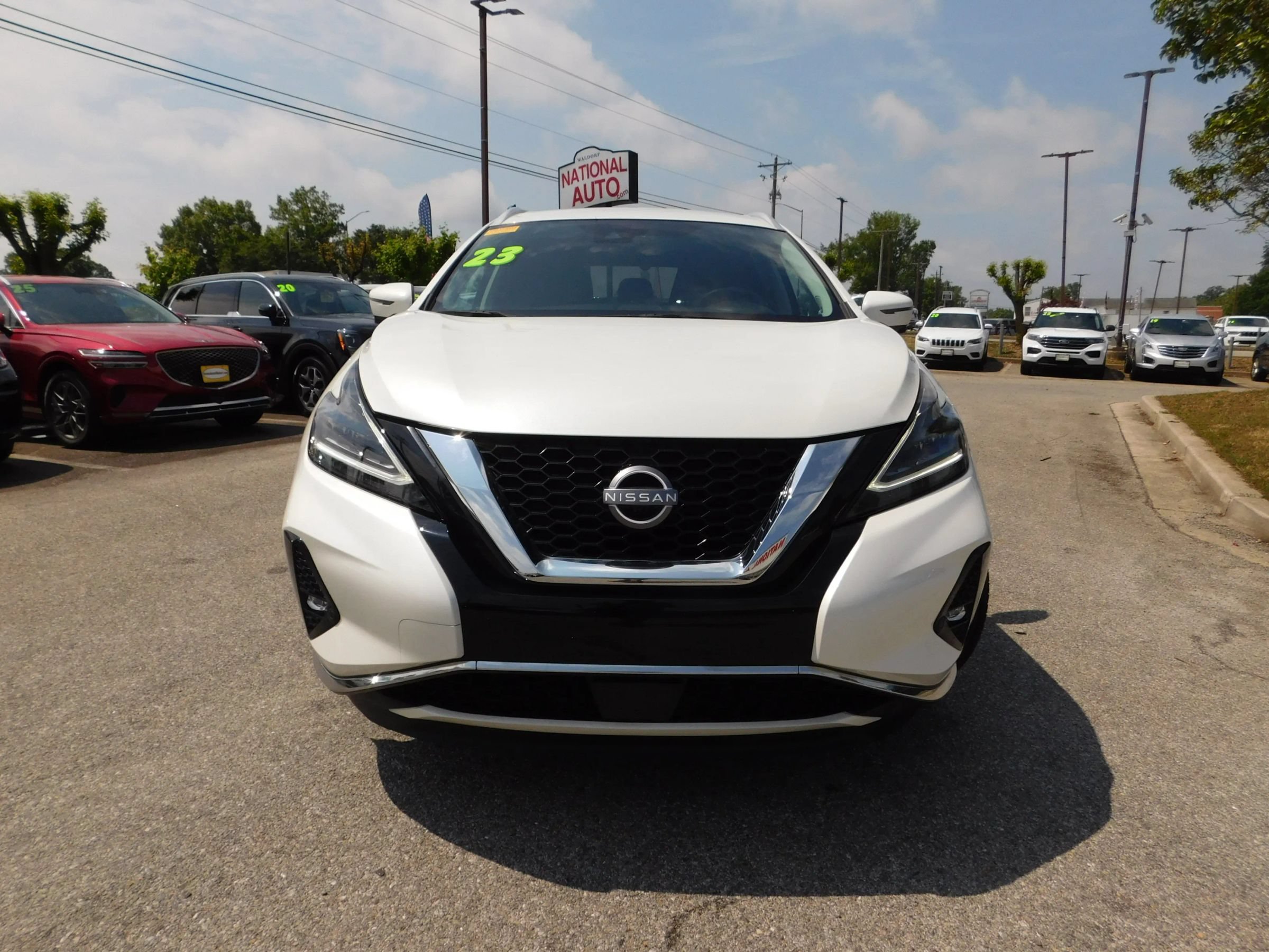 Used 2023 Nissan Murano SL FWD image 3