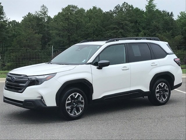 Certified 2026 Subaru Forester Premium AWD/4WD image 1