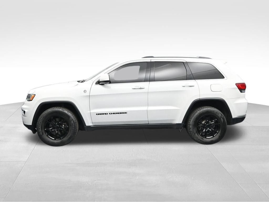 Used 2020 Jeep Grand Cherokee Laredo w/ Quick Order Package 2BN North AWD/4WD image 2