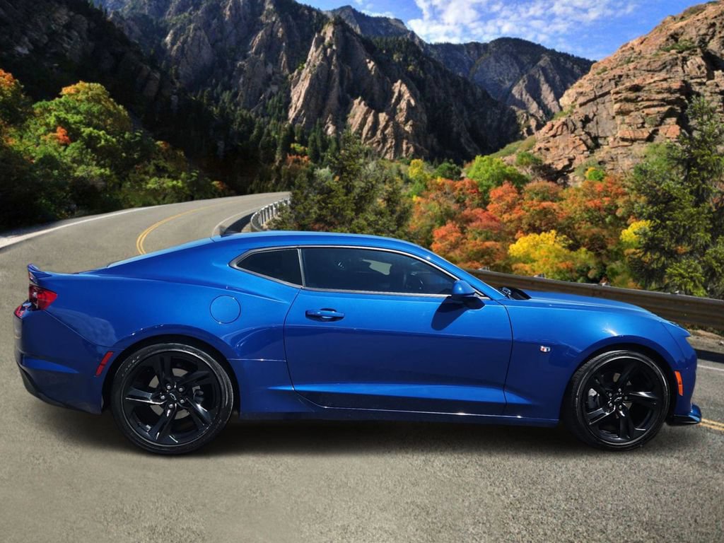 Used 2023 Chevrolet Camaro LT RWD image 2