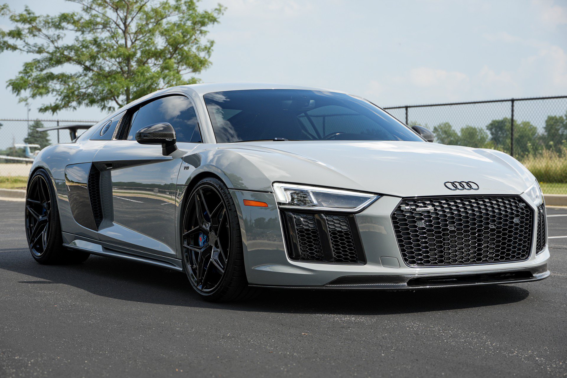 Used 2018 Audi R8 V10 plus AWD/4WD image 4