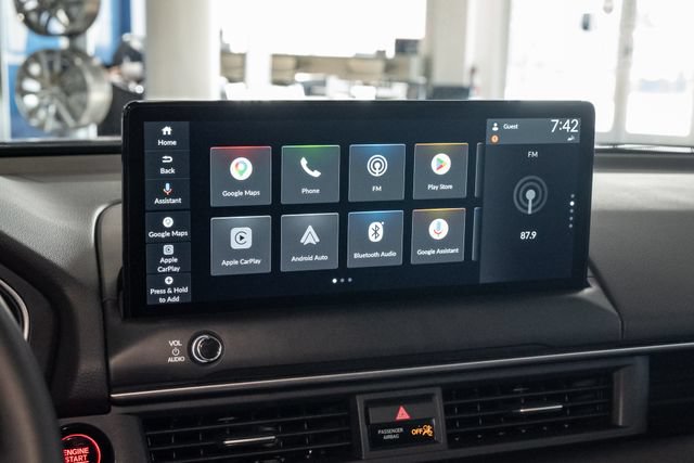Used 2026 Honda Pilot Elite image 17