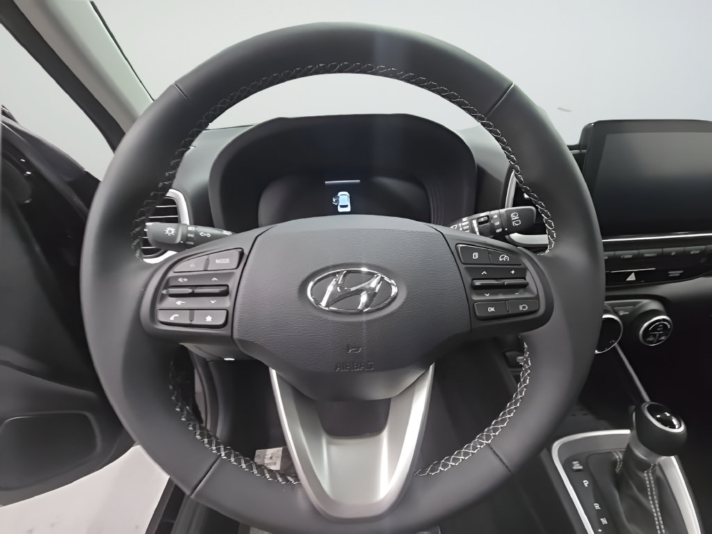 New 2026 Hyundai Venue SEL FWD image 30