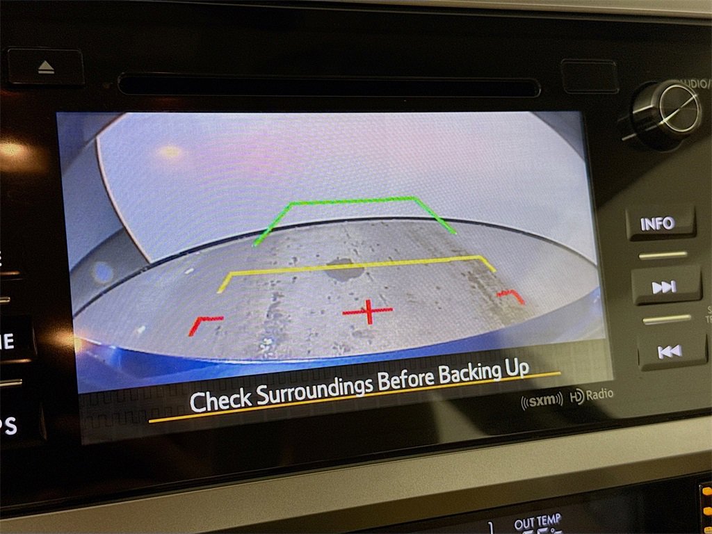 Used 2017 Subaru Legacy 2.5i Premium image 18