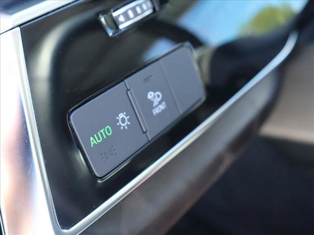 Used 2022 Audi Q8 Premium Plus AWD/4WD image 13