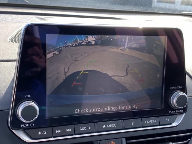 Used 2024 Nissan Altima 2.5 SV image 12