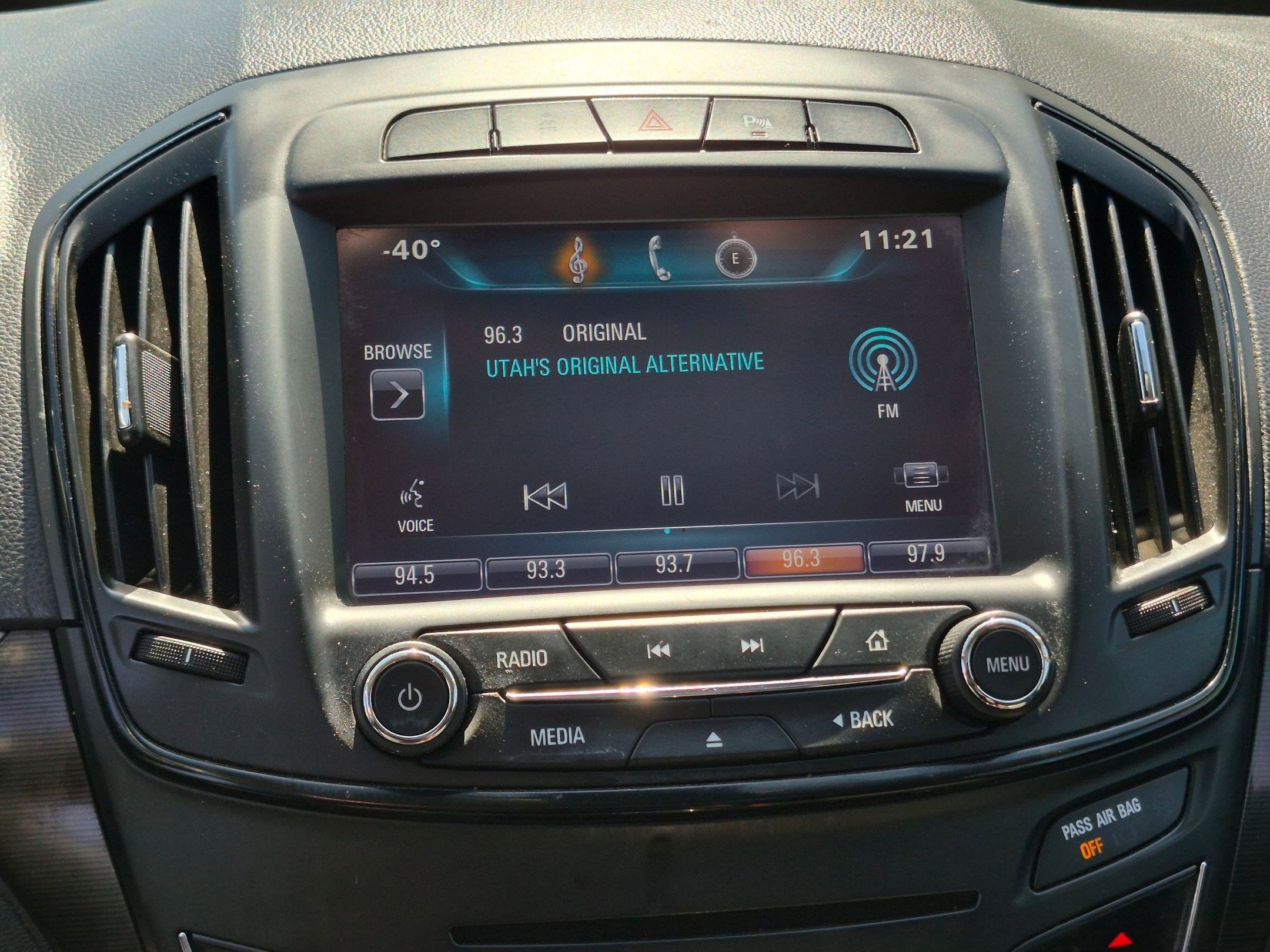 Used 2015 Buick Regal Premium w/ Experience Buick Package AWD/4WD image 24