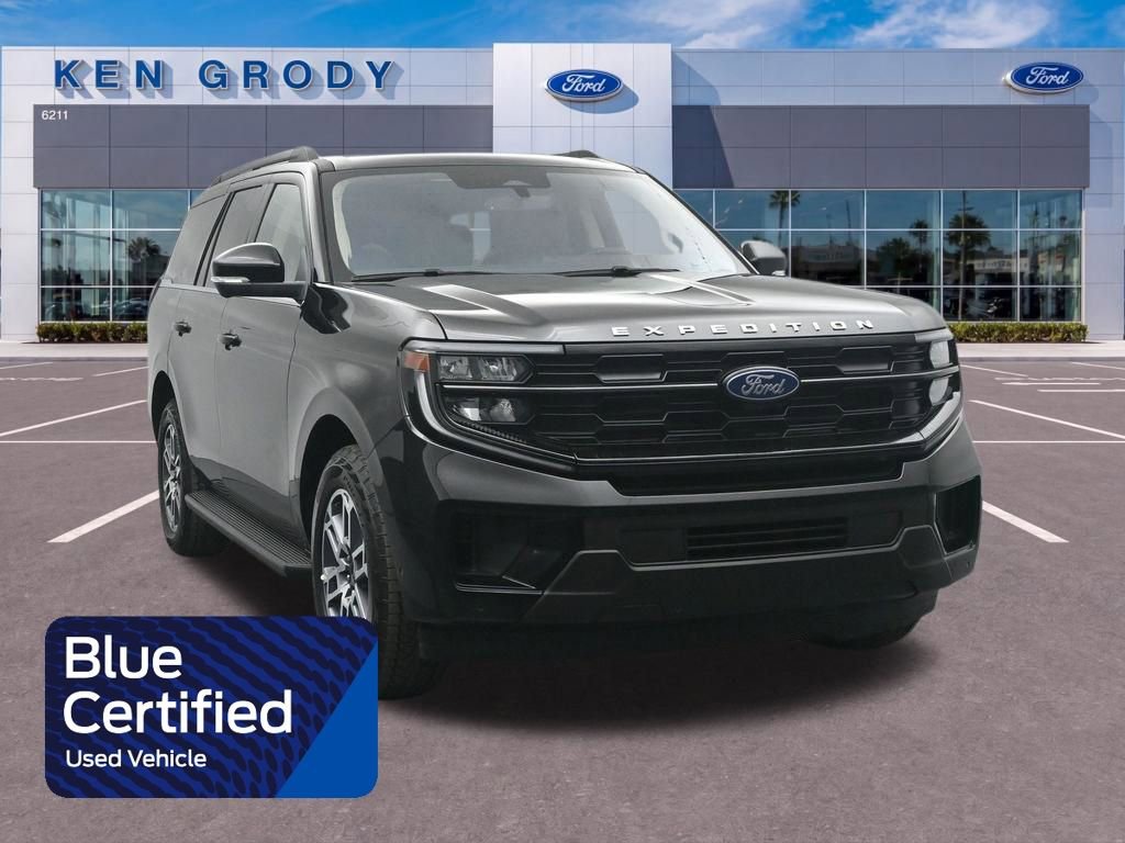 Certified 2025 Ford Expedition Active