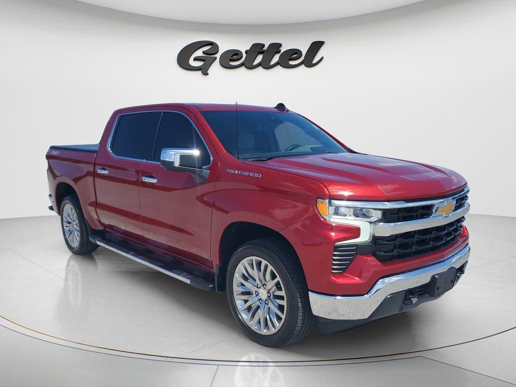Used 2024 Chevrolet Silverado 1500 LT w/ Safety Package AWD/4WD image 4