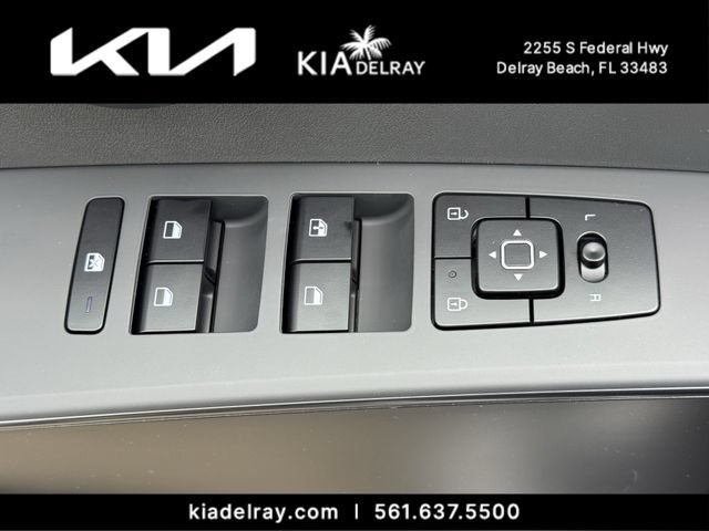 New 2026 Kia Niro LX FWD image 16