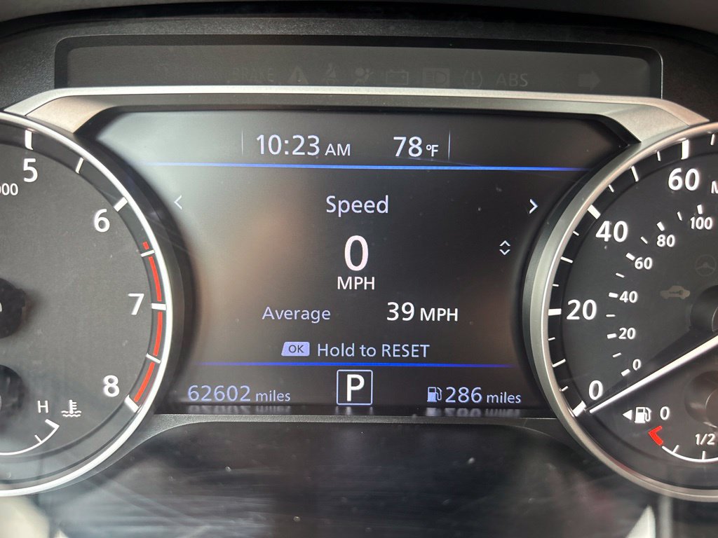 Used 2025 Nissan Altima 2.5 SV FWD image 25