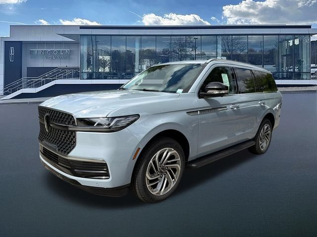 New 2027 Lincoln Navigator Premiere RWD image 3