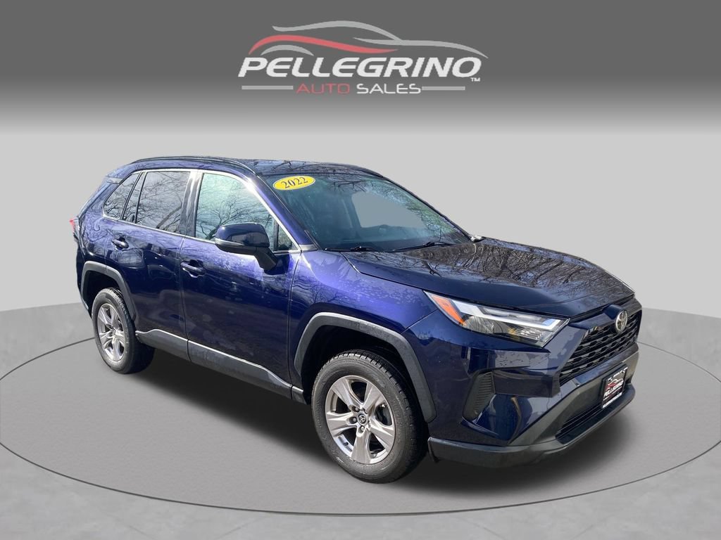 Used 2022 Toyota RAV4 XLE AWD/4WD image 9