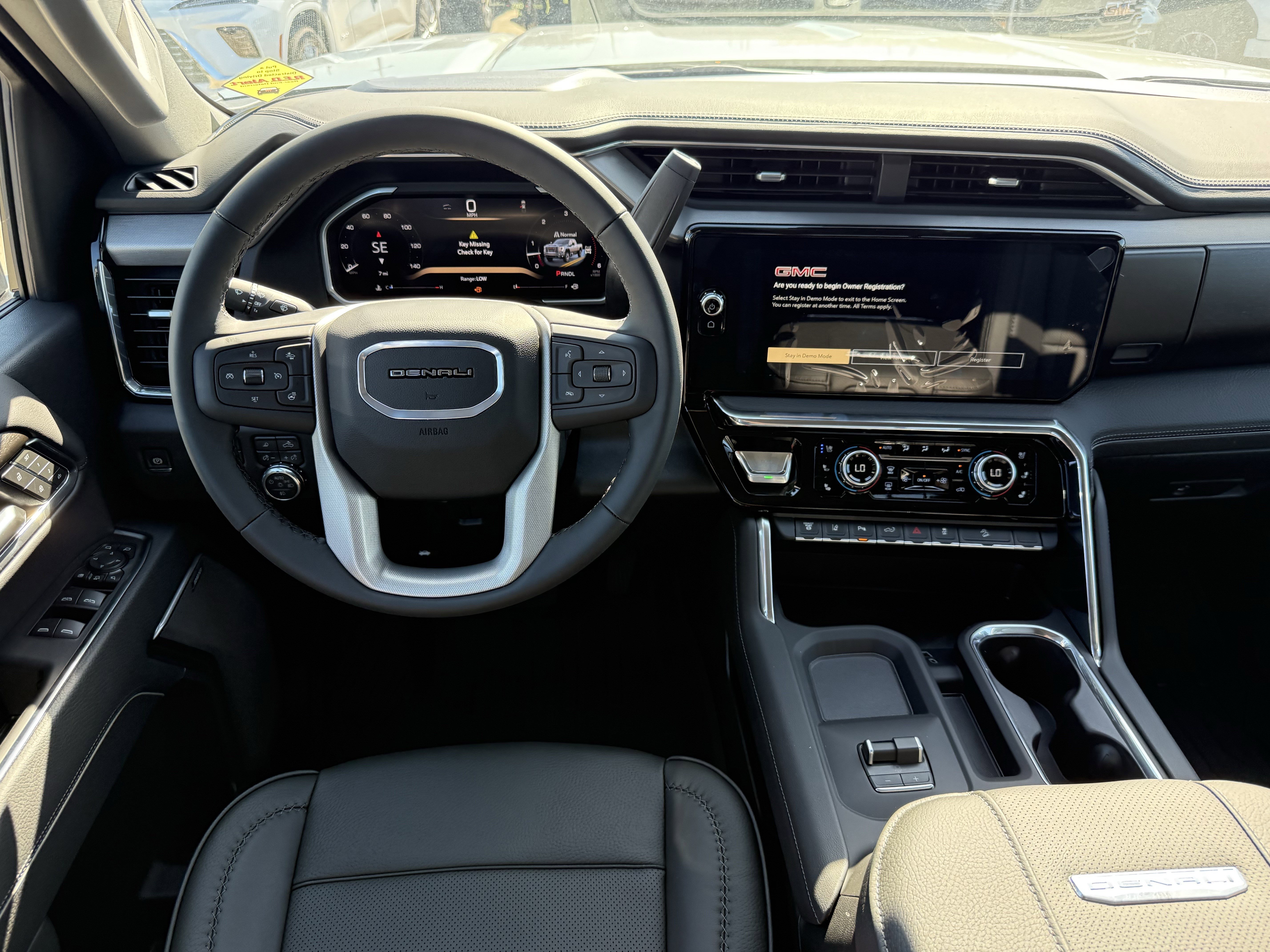New 2026 GMC Sierra 2500 Denali w/ Denali Reserve Package image 11