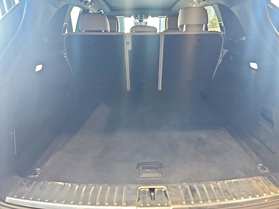 Used 2022 Porsche Cayenne image 33