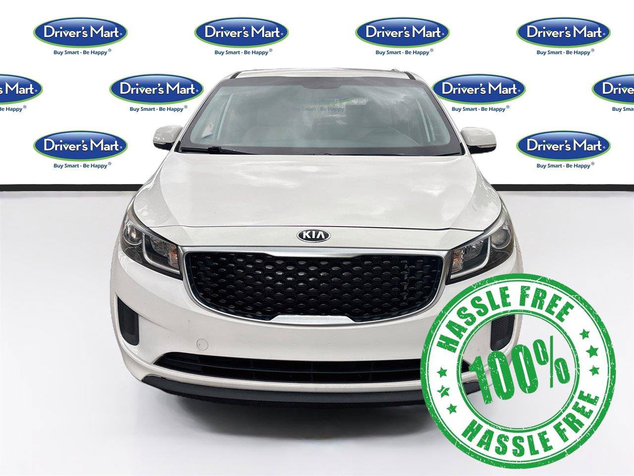 Used 2016 Kia Sedona LX w/ Option Group 020 FWD image 2