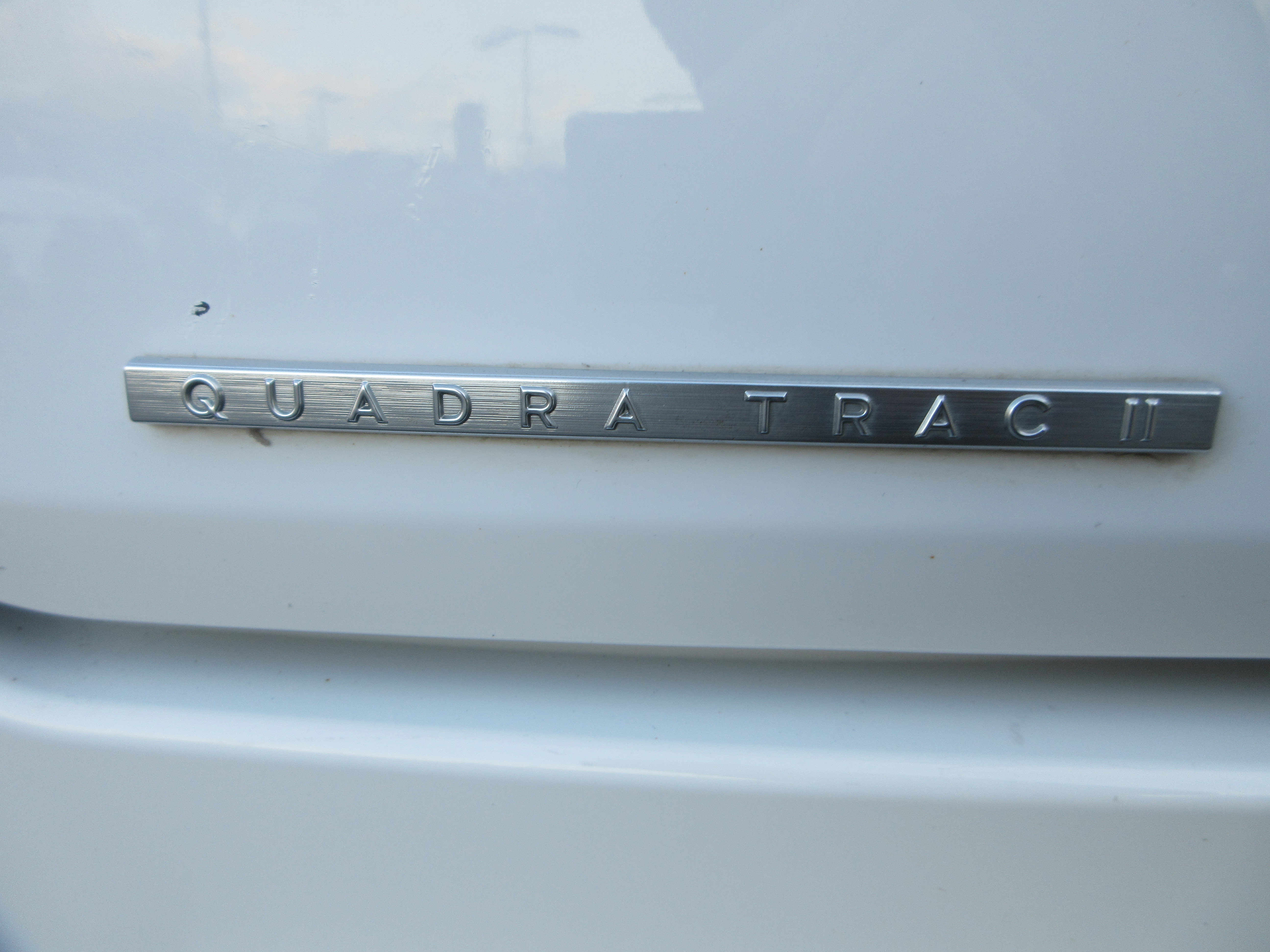 Used 2023 Jeep Wagoneer L Series III w/ Premium Group I image 9