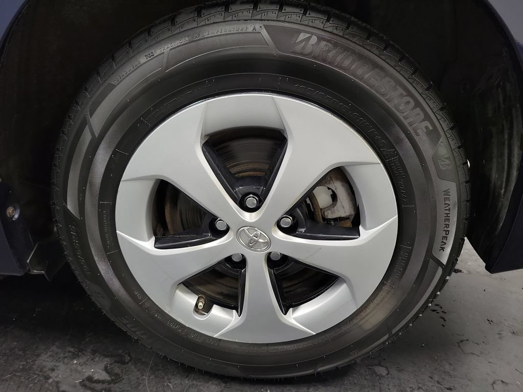 Used 2012 Toyota Prius One FWD image 10