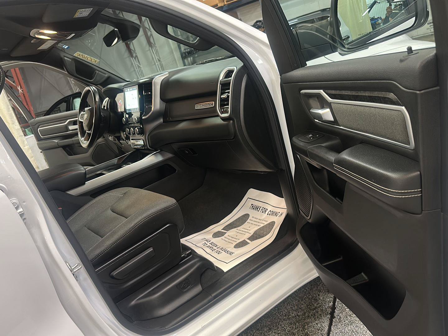 Used 2023 RAM 1500 Big Horn AWD/4WD image 25