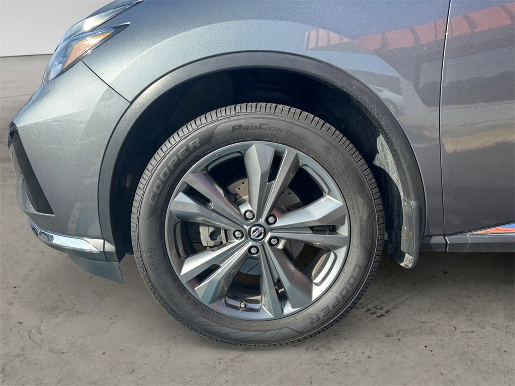 Used 2019 Nissan Murano Platinum w/ Cargo Package image 14