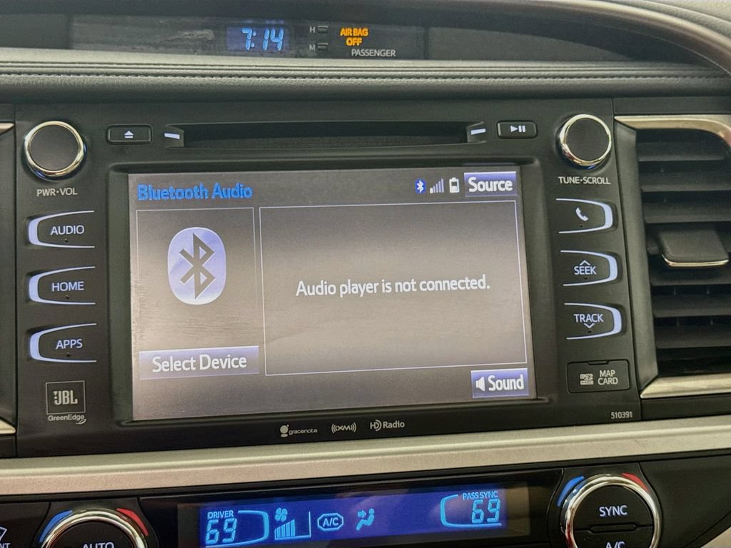 Certified 2019 Toyota Highlander Limited AWD/4WD image 14