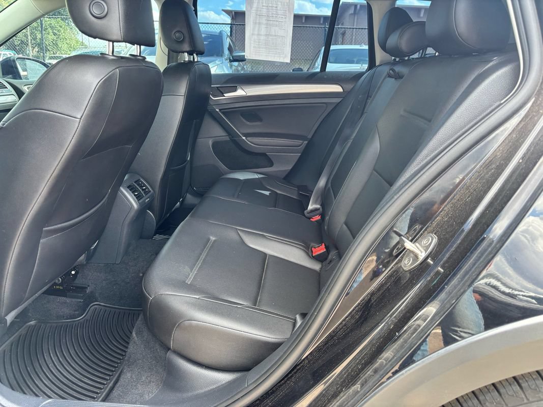 Used 2019 Volkswagen Golf Alltrack S AWD/4WD image 12