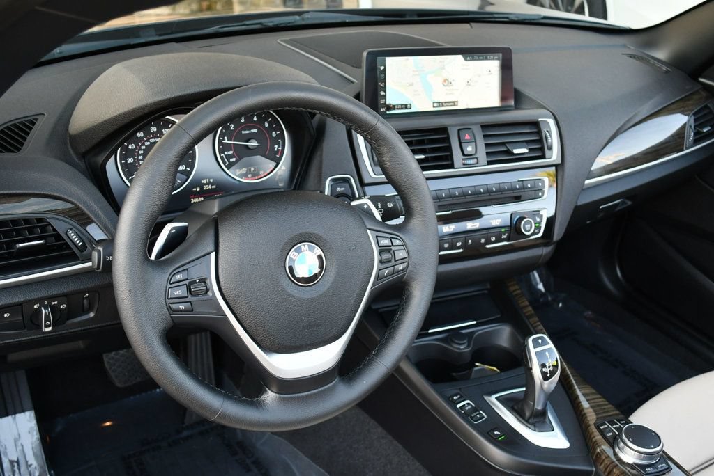 Used 2017 BMW 230i xDrive Convertible AWD/4WD image 12