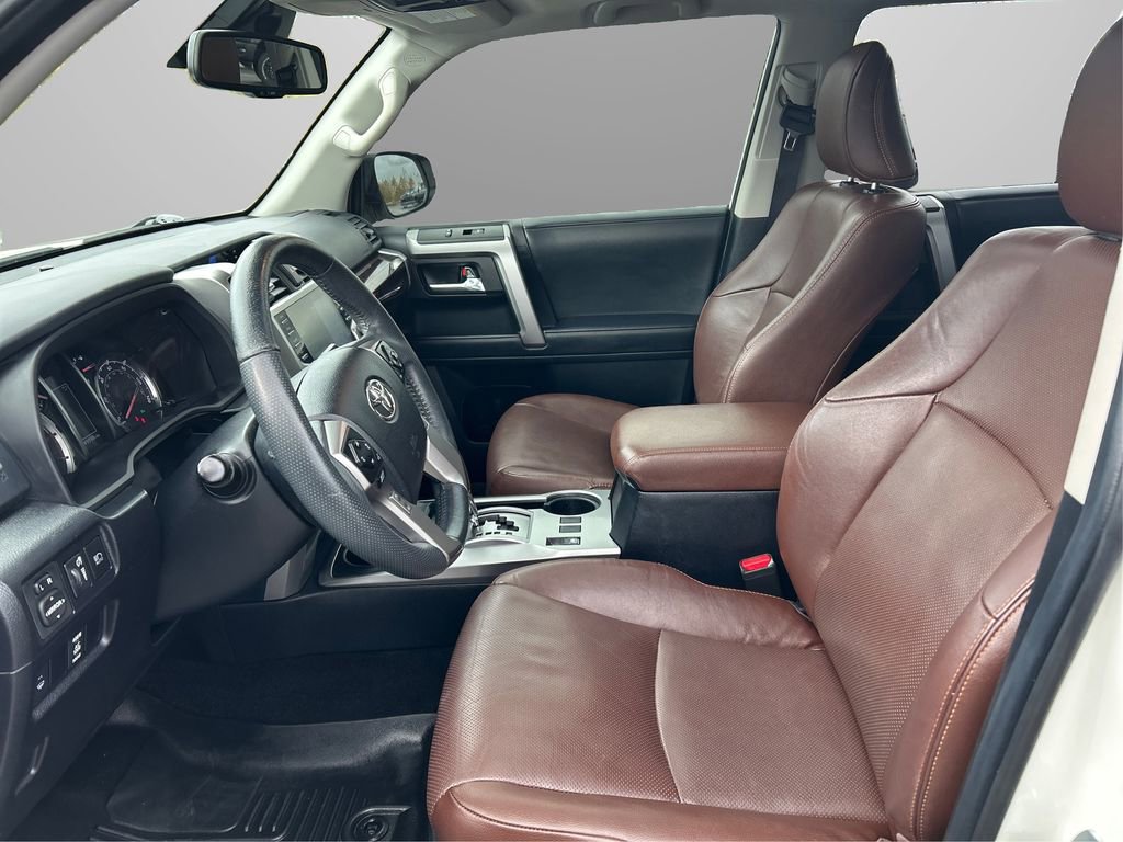 Used 2021 Toyota 4Runner Limited image 9