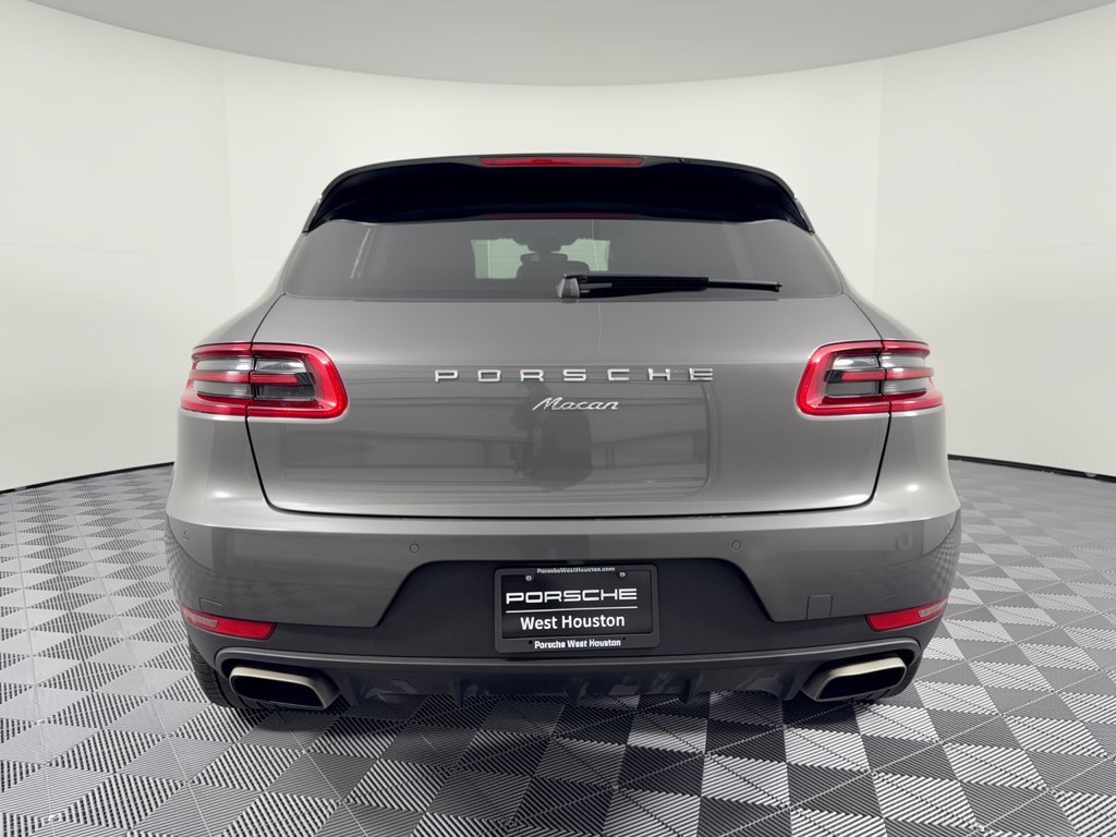Used 2018 Porsche Macan AWD/4WD image 11