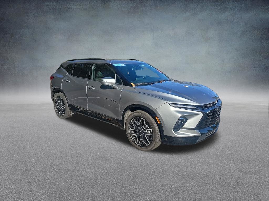 Used 2024 Chevrolet Blazer RS w/ LPO, Floor Liner Package FWD image 13
