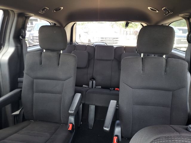 Used 2020 Dodge Grand Caravan SE FWD image 30